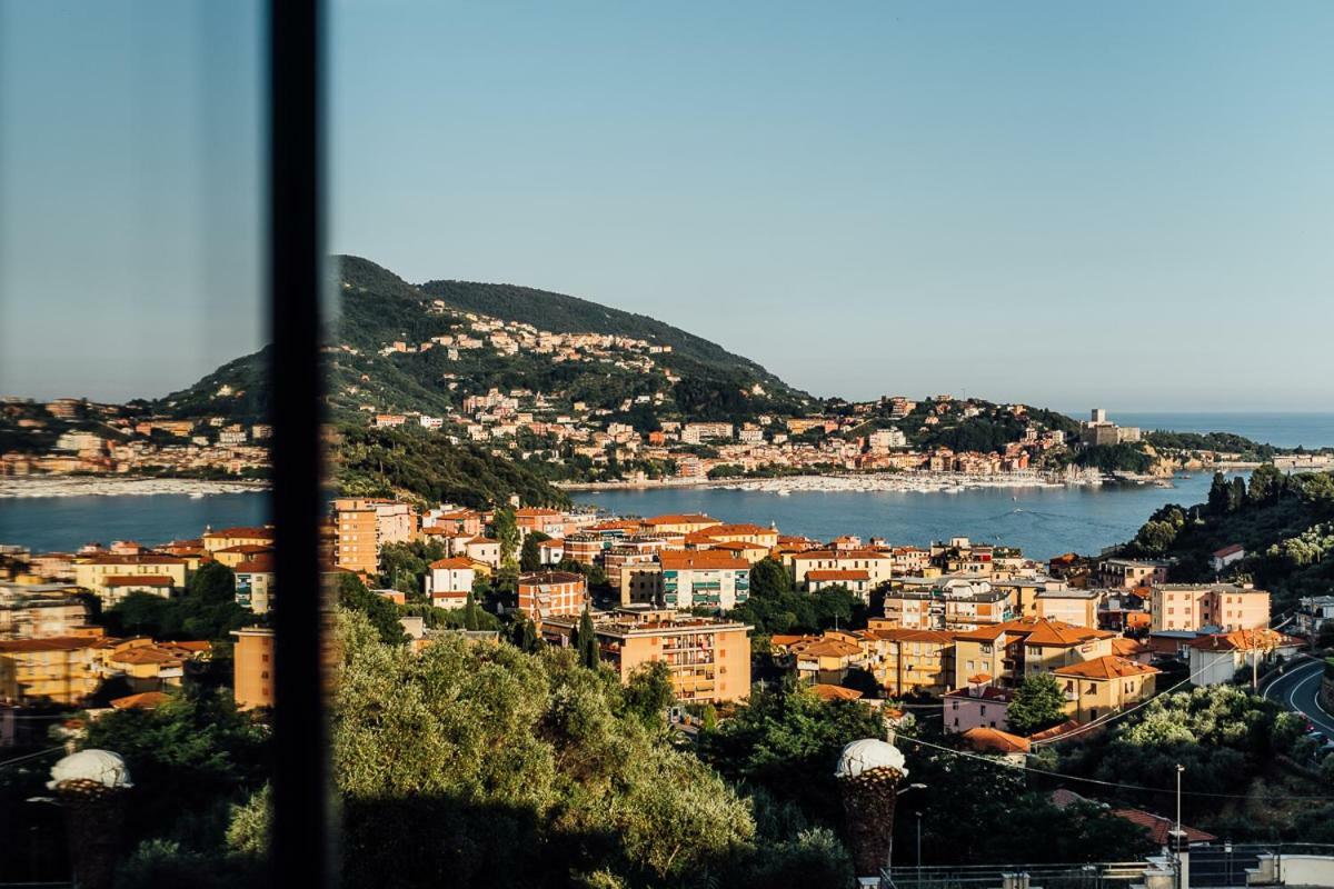 La Maison Golfo Dei Poeti Villa Lerici Exterior photo